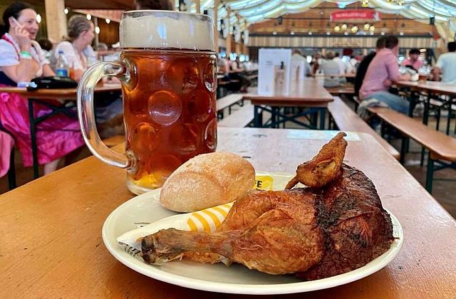 Bier und H�hnchen